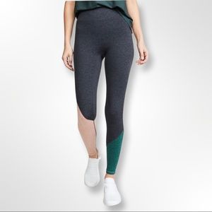 We Over Me Synergy Leggings XS ($105)